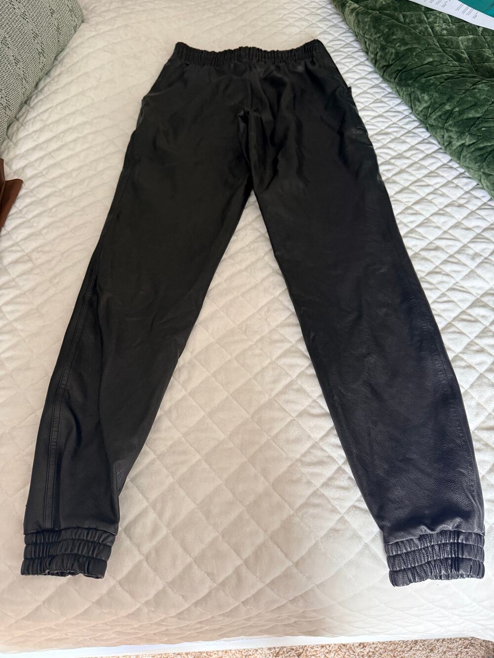 SPANX Faux Leather Jogger Pants Black Size S Petite Pull On Vegan Leather